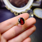 Pure natural Mozambique garnet ring, with a main stone size of 8 * 10mm3110140125