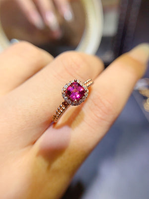 Pure natural magnesium aluminum garnet ring, with a main stone size of 6mm,0811130262