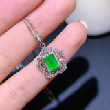 Pure natural Colombian emerald pendant, with a main stone size of 5 * 7mm1115450199