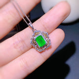 Pure natural Colombian emerald pendant, with a main stone size of 5 * 7mm1115450199